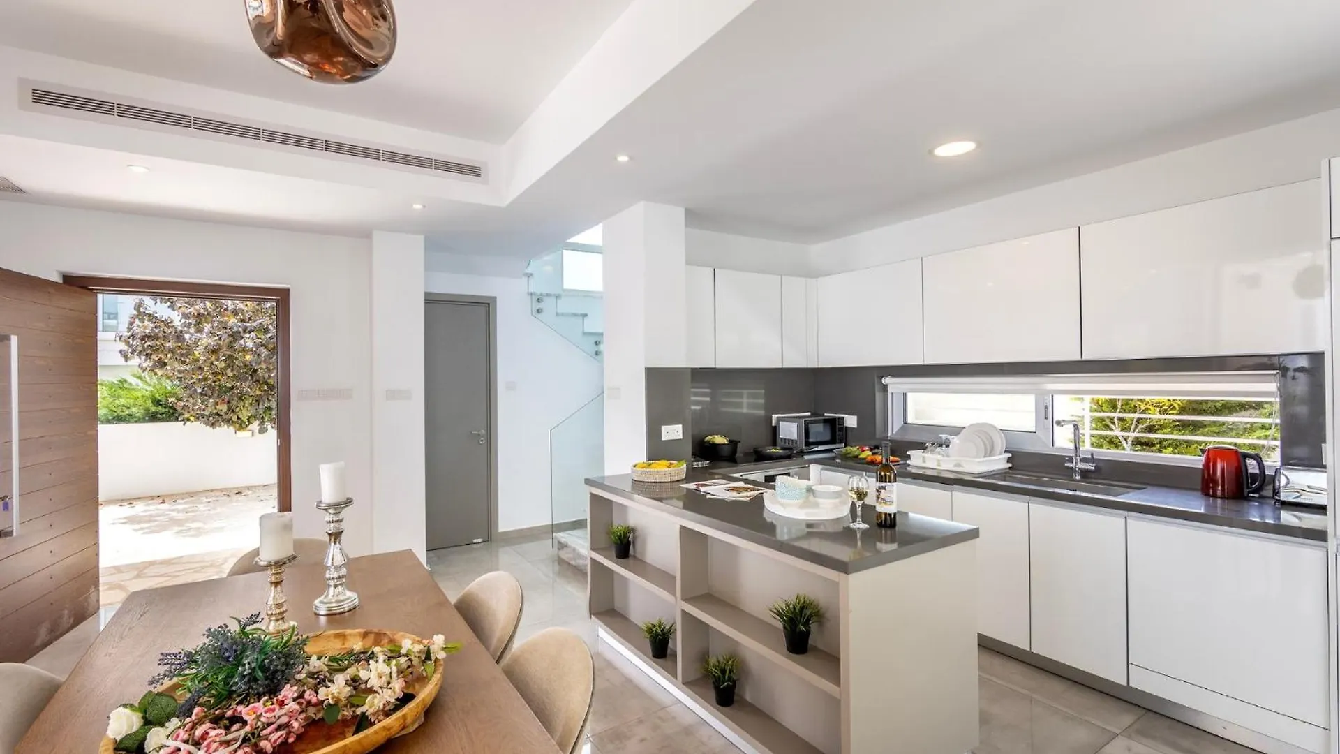 Milos Lifestyle Villas H27 Πρωταράς