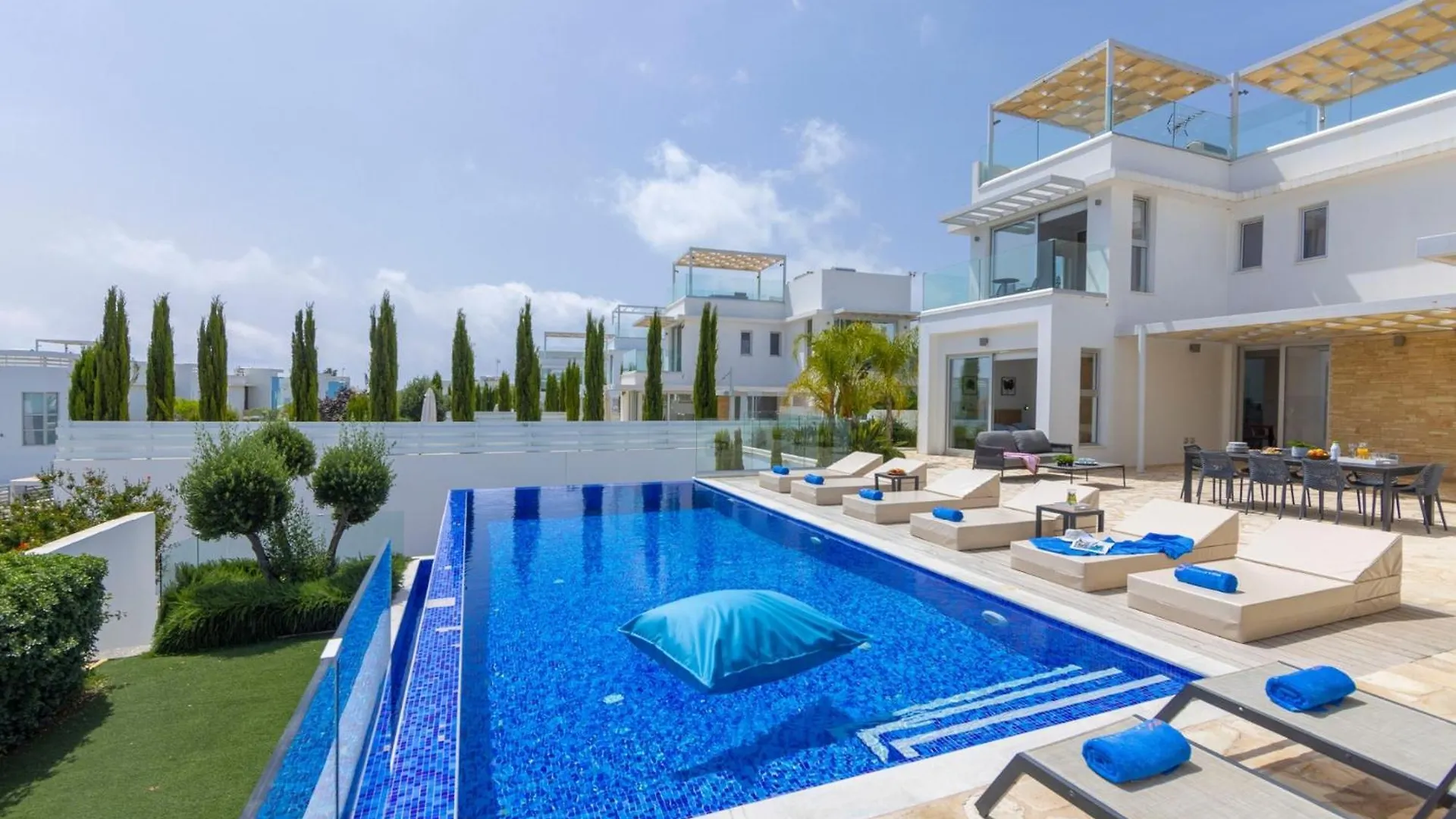 Milos Lifestyle Villas H27 Πρωταράς